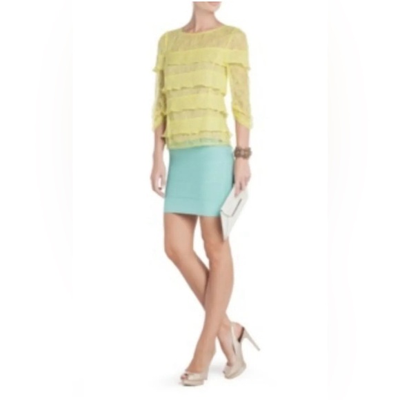NWT BCBGMAXAZRIA BRIGHT CHARTREUSE MARAE TIERED LACE TOP - Picture 1 of 9